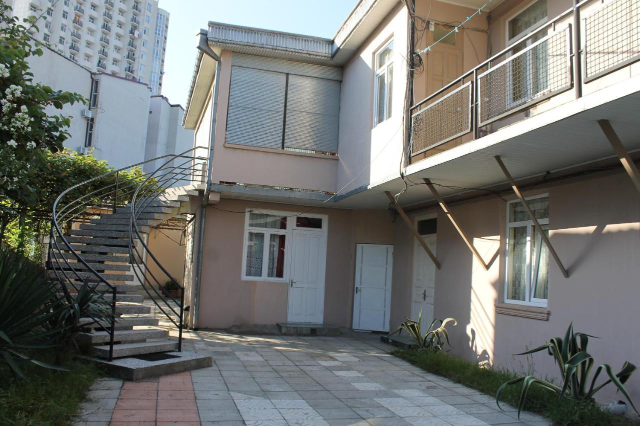Iren Apartment Batumi Exterior photo